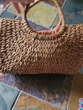 Woven Straw Circle-Handle Tote Bag - Brown.